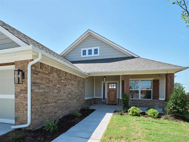 Photo 3 — 1420 SW 163rd Street, Oklahoma City, OK 73170