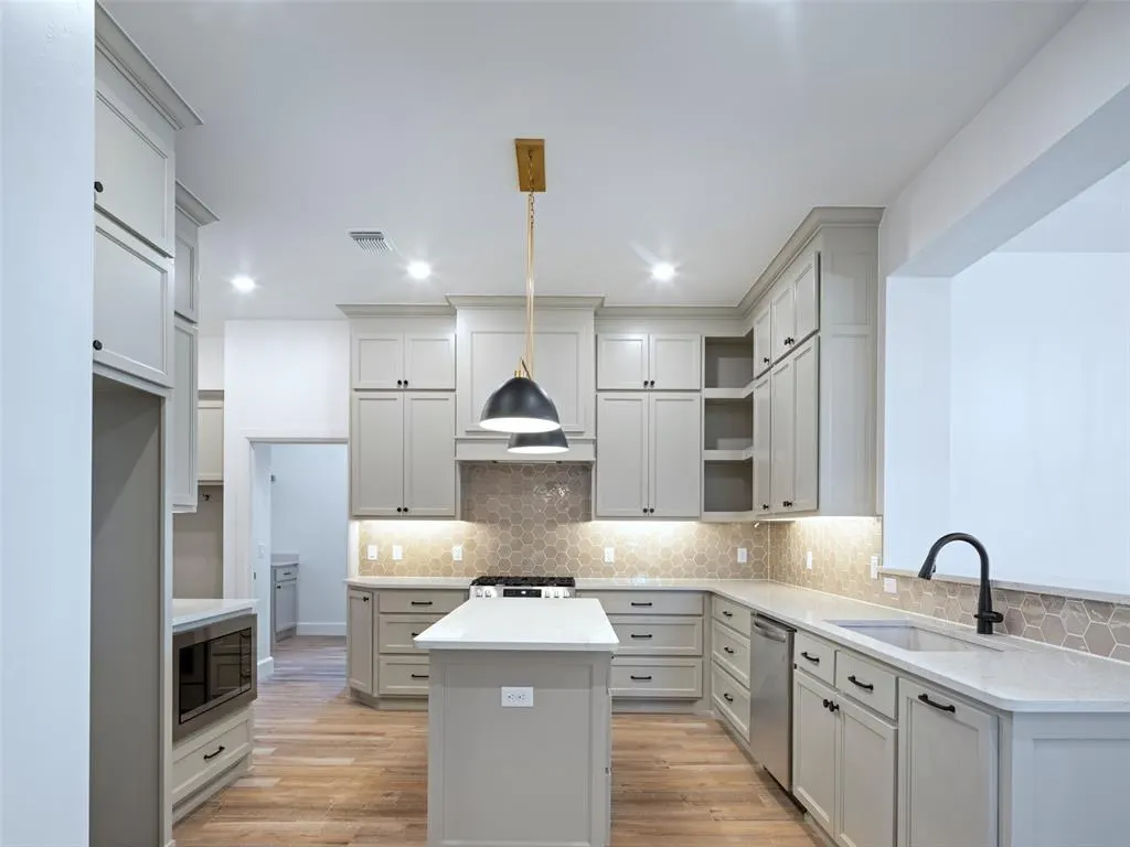 Photo 5 — 1420 SW 163rd Street, Oklahoma City, OK 73170