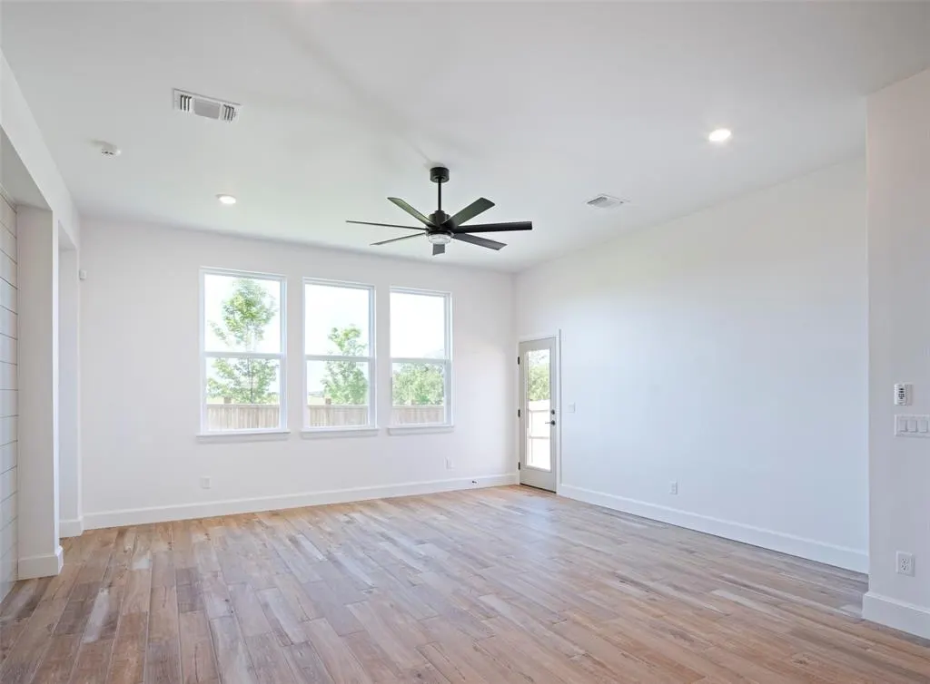 Photo 11 — 1420 SW 163rd Street, Oklahoma City, OK 73170