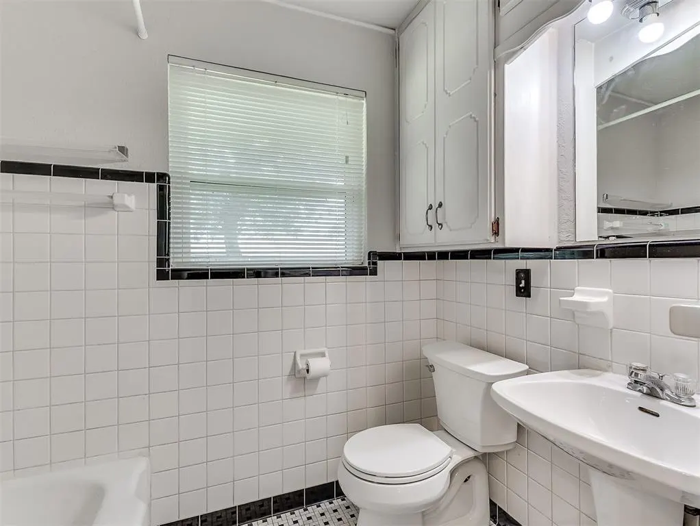 Photo 19 — 3225 NW 68th Street, Oklahoma City, OK 73116