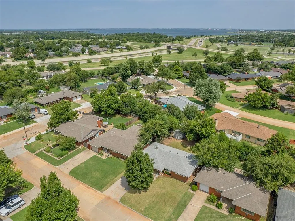 Photo 31 — 3225 NW 68th Street, Oklahoma City, OK 73116