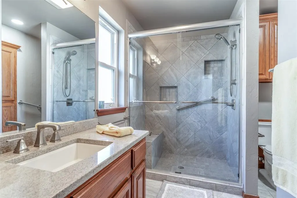 Photo 32 — 9208 SW 22nd Street, Oklahoma City, OK 73128