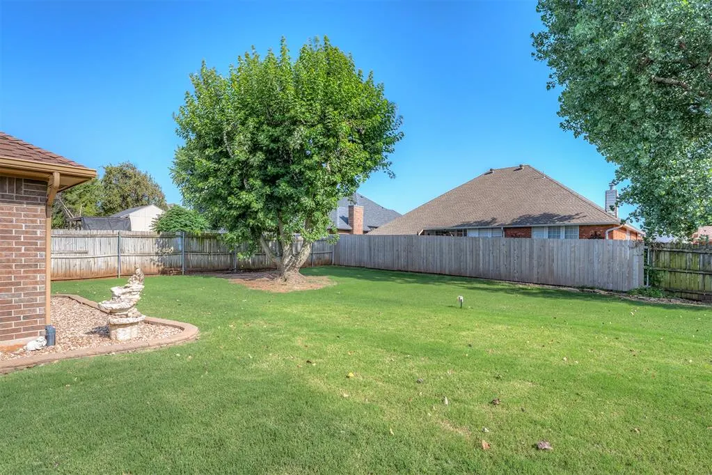 Photo 38 — 9208 SW 22nd Street, Oklahoma City, OK 73128