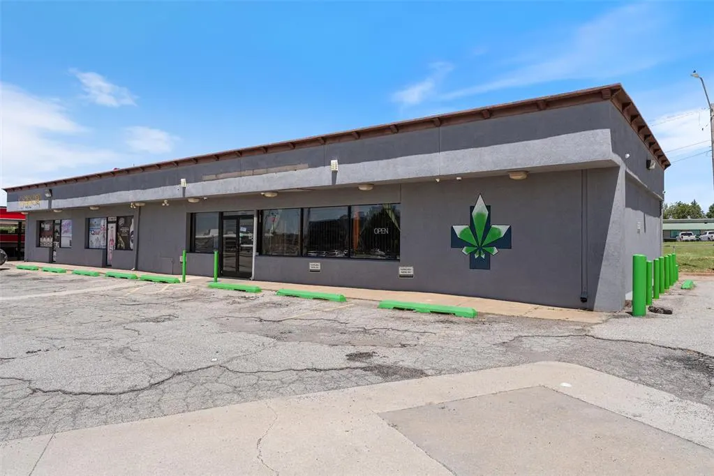 Photo 3 — 13 NW 63 Street, Oklahoma City, OK 73116