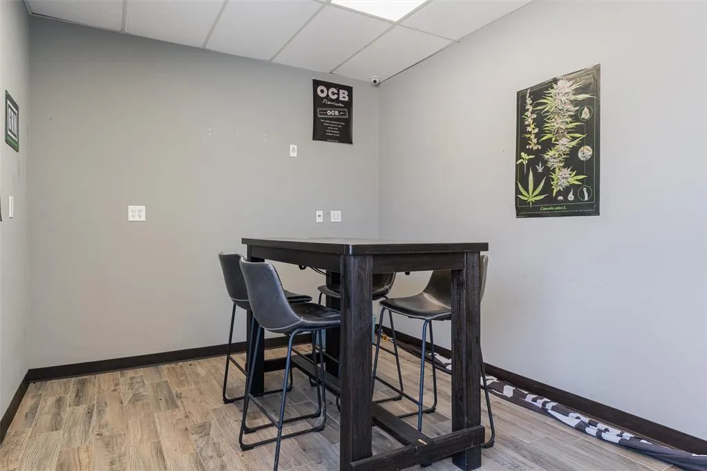 Photo 5 — 13 NW 63 Street, Oklahoma City, OK 73116