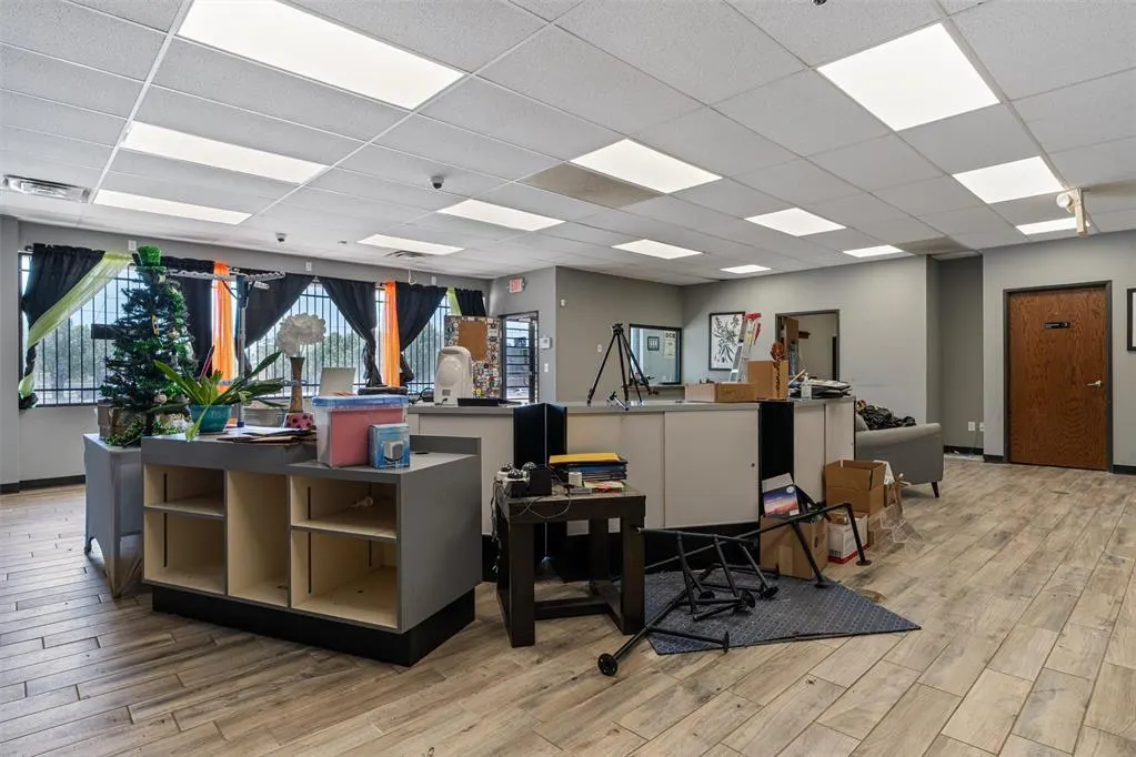 Photo 9 — 13 NW 63 Street, Oklahoma City, OK 73116