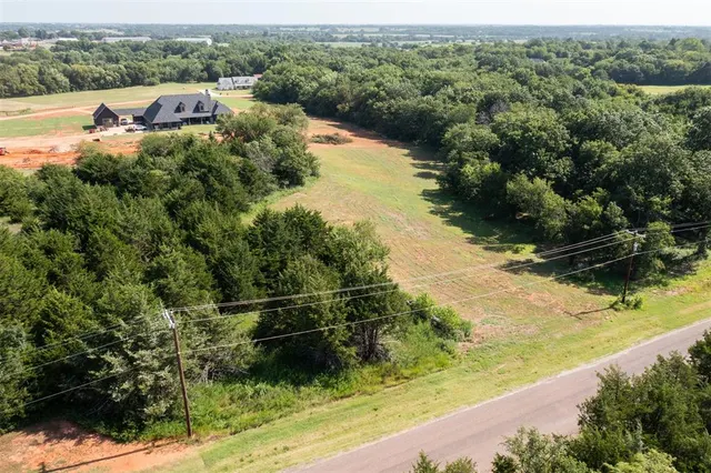 Photo 4 — 20641 230th Street, Washington, OK 73093