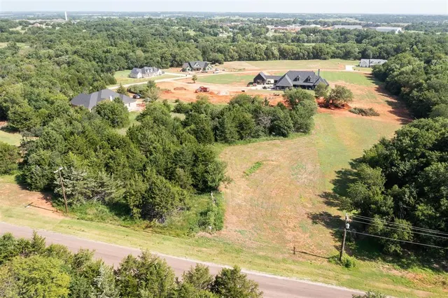 Photo 6 — 20641 230th Street, Washington, OK 73093