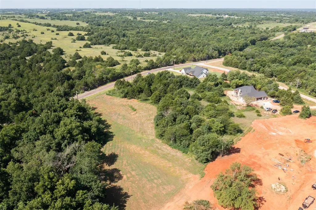 Photo 12 — 20641 230th Street, Washington, OK 73093