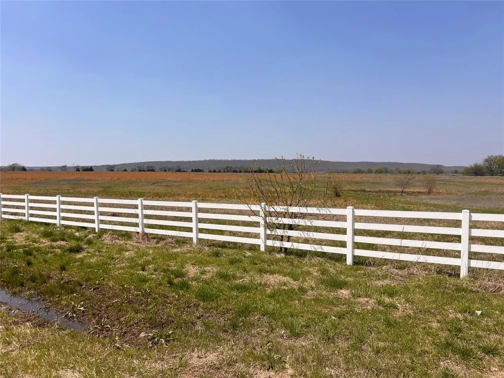 Photo 2 — 0000 Highway 9 Highway, Dustin, OK 74839