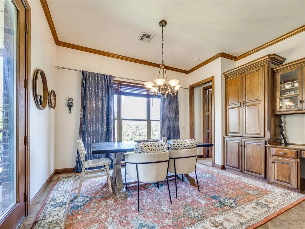Photo 11 — 719 Prairie Dunes Way, Edmond, OK 73003