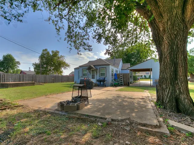 Photo 8 — 723 S 9th Street, Kingfisher, OK 73750