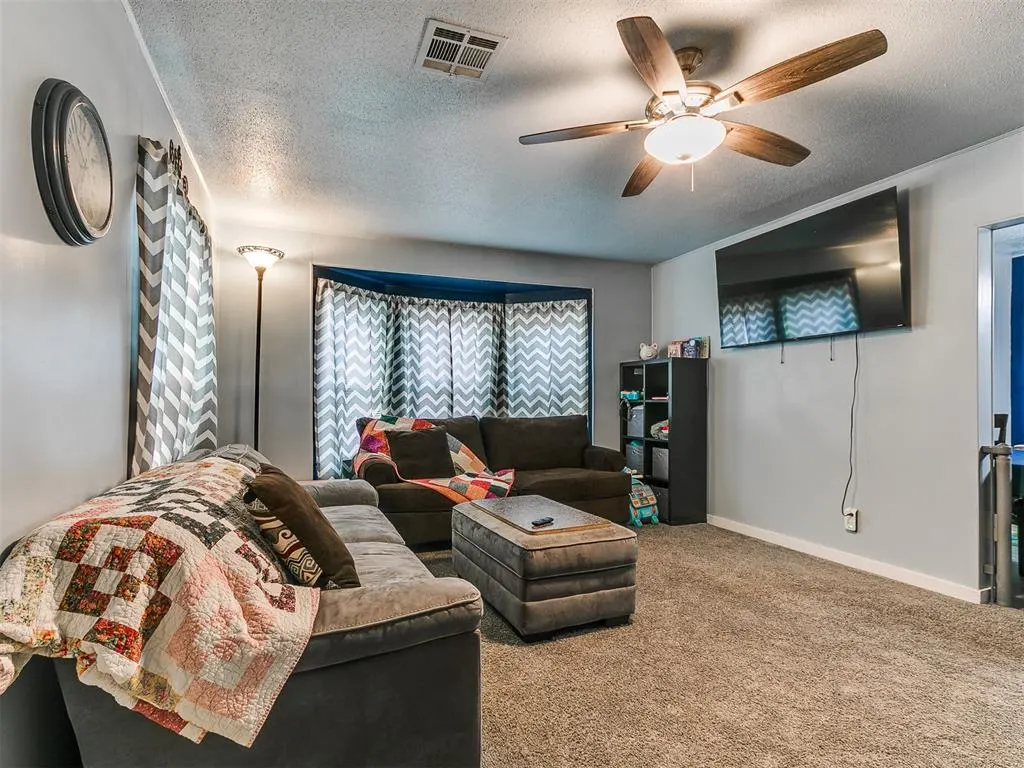 Photo 16 — 723 S 9th Street, Kingfisher, OK 73750