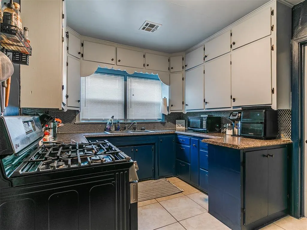 Photo 39 — 723 S 9th Street, Kingfisher, OK 73750