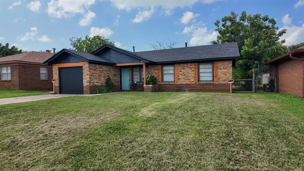 Photo 3 — 2421 SW 55th Street, Oklahoma City, OK 73119