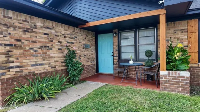 Photo 4 — 2421 SW 55th Street, Oklahoma City, OK 73119