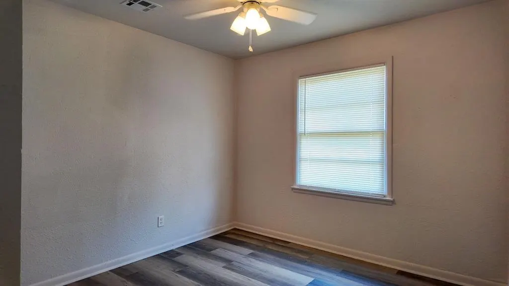 Photo 18 — 2421 SW 55th Street, Oklahoma City, OK 73119