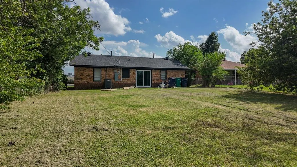 Photo 26 — 2421 SW 55th Street, Oklahoma City, OK 73119
