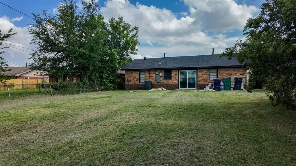 Photo 27 — 2421 SW 55th Street, Oklahoma City, OK 73119