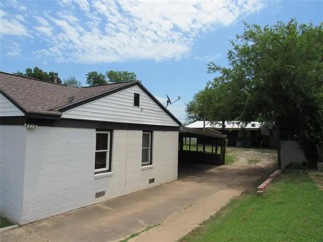 Photo 3 — 1316 Hillcrest Road, Pauls Valley, OK 73075
