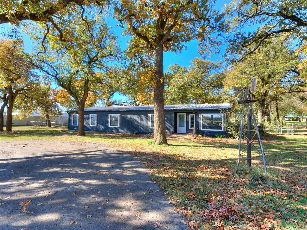 Photo 3 — 2765 N Meridian, Crescent, OK 73028
