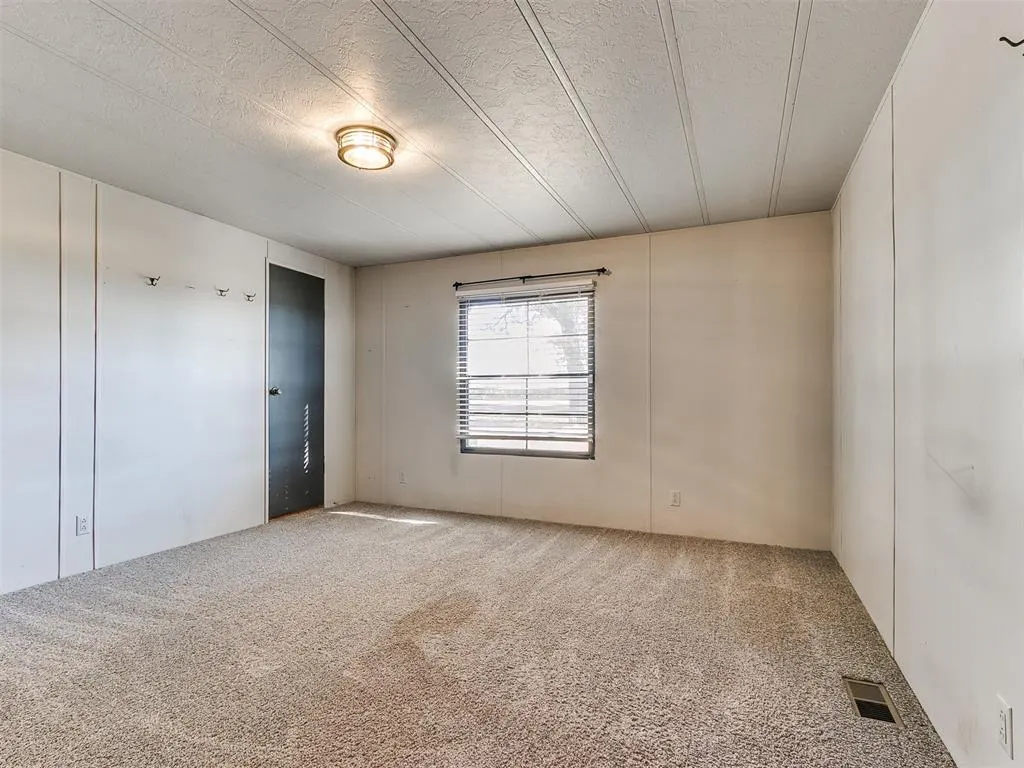 Photo 18 — 2765 N Meridian, Crescent, OK 73028