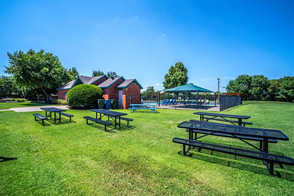 Photo 45 — 3800 Highridge, Edmond, OK 73003