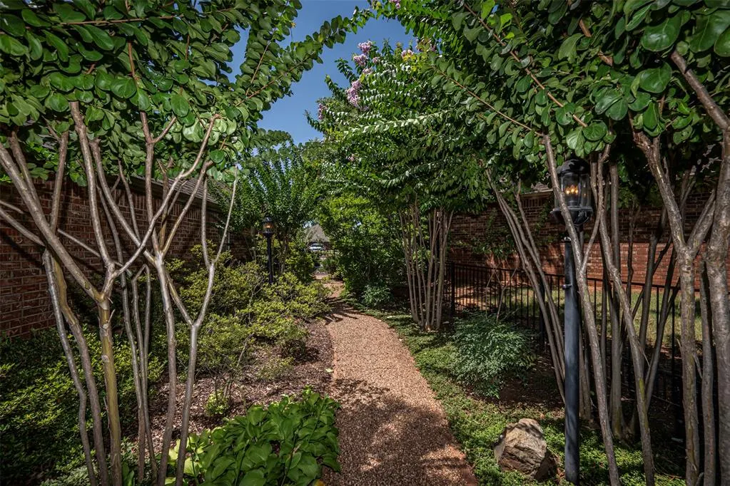 Photo 37 — 3800 Highridge, Edmond, OK 73003