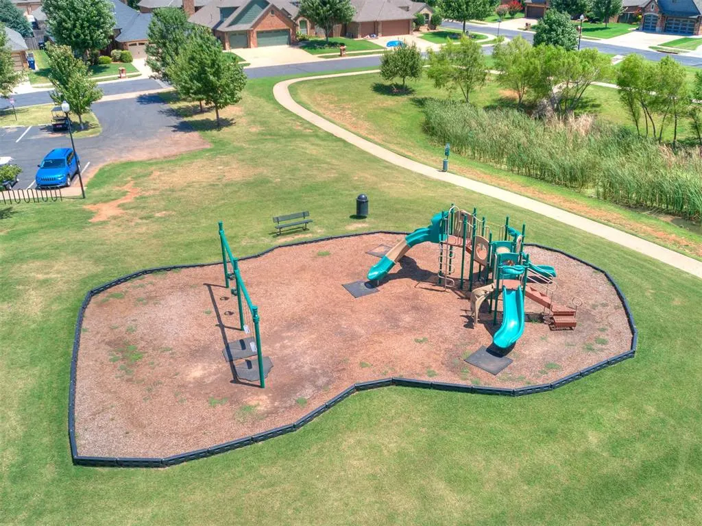 Photo 35 — 12229 Chesterfield Lane, Oklahoma City, OK 73173