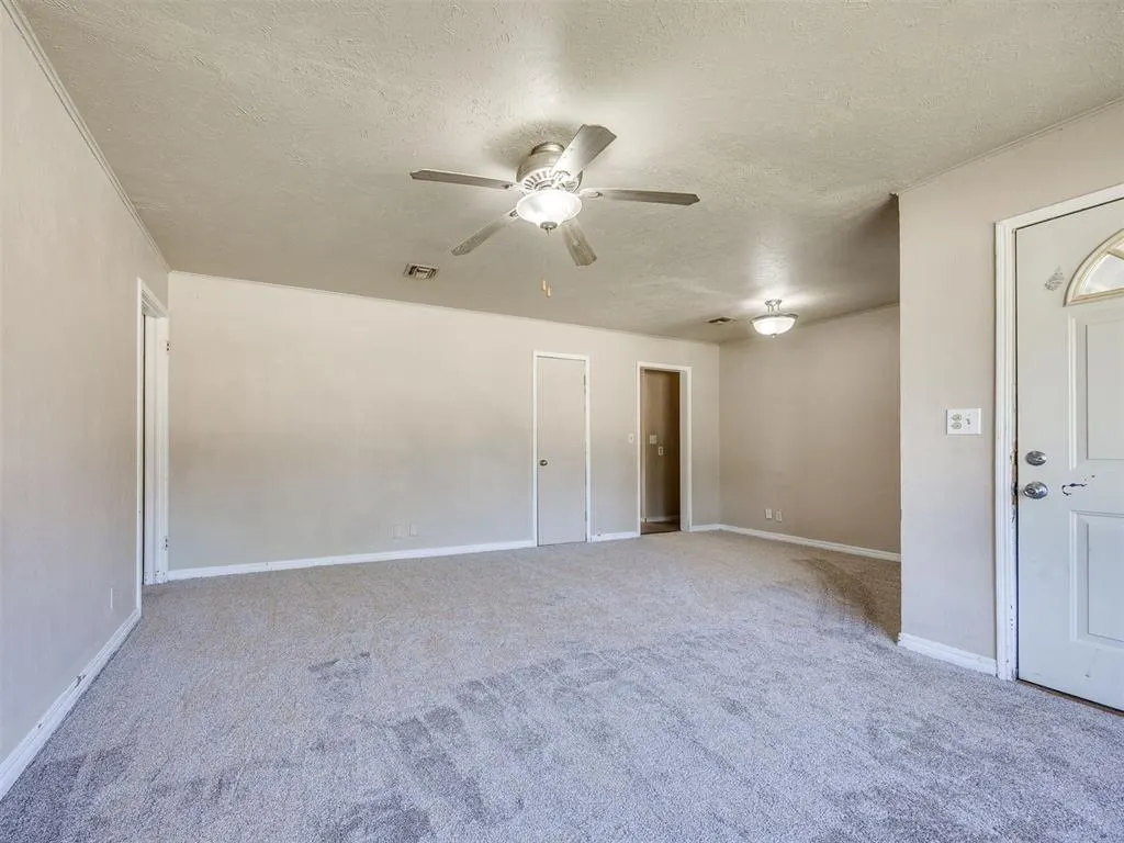 Photo 8 — 2944 NW 48th Street, Oklahoma City, OK 73112