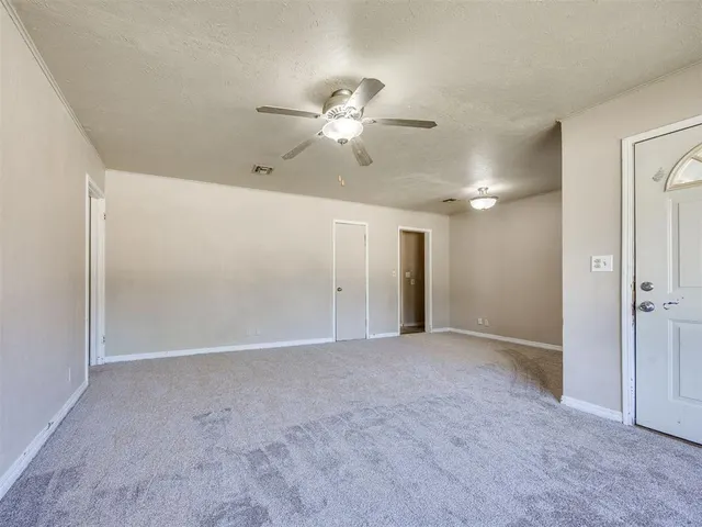 Photo 8 — 2944 NW 48th Street, Oklahoma City, OK 73112