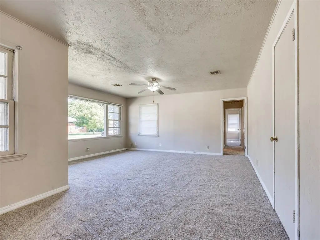Photo 12 — 2944 NW 48th Street, Oklahoma City, OK 73112