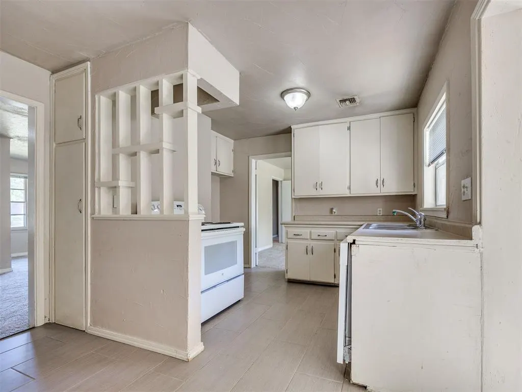 Photo 15 — 2944 NW 48th Street, Oklahoma City, OK 73112