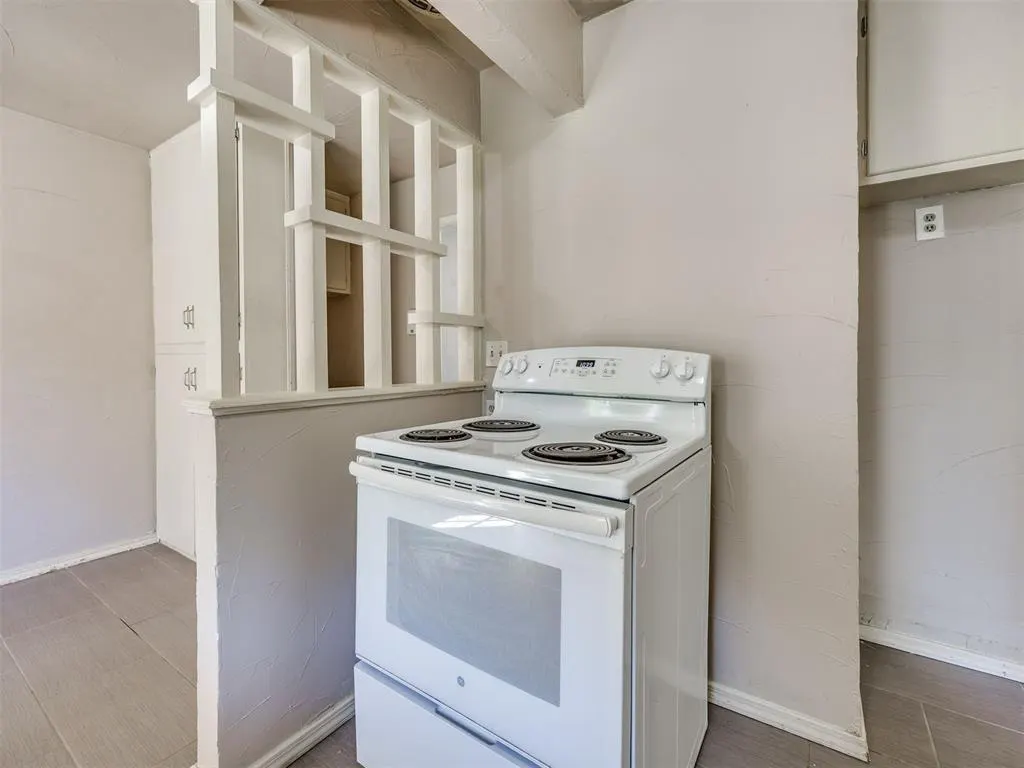 Photo 16 — 2944 NW 48th Street, Oklahoma City, OK 73112