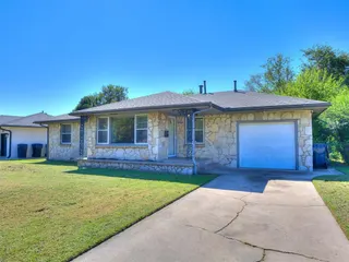 Sold home at 2944 NW 48th Street