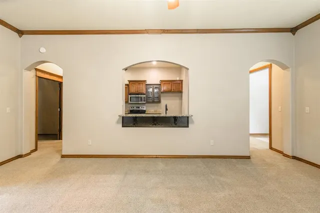 Photo 7 — 11805 Gwendolyn Lane, Oklahoma City, OK 73131
