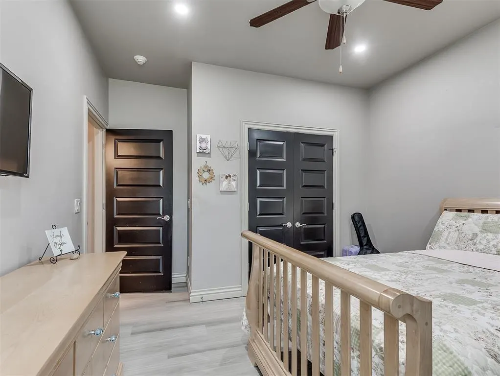 Photo 32 — 5401 St James Place, Oklahoma City, OK 73179