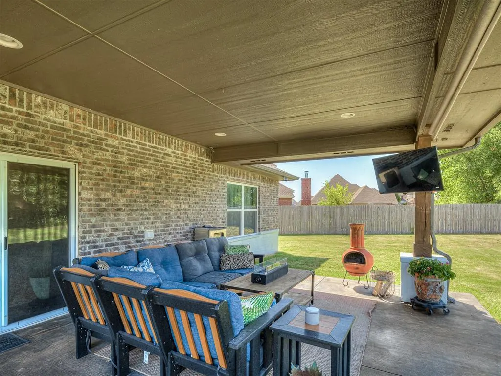 Photo 40 — 5401 St James Place, Oklahoma City, OK 73179