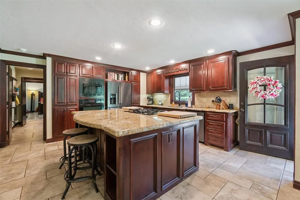Photo 19 — 1704 Woodhill Road, Edmond, OK 73025