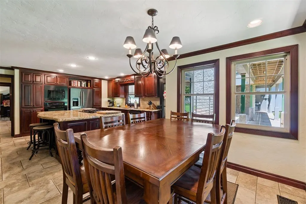 Photo 24 — 1704 Woodhill Road, Edmond, OK 73025