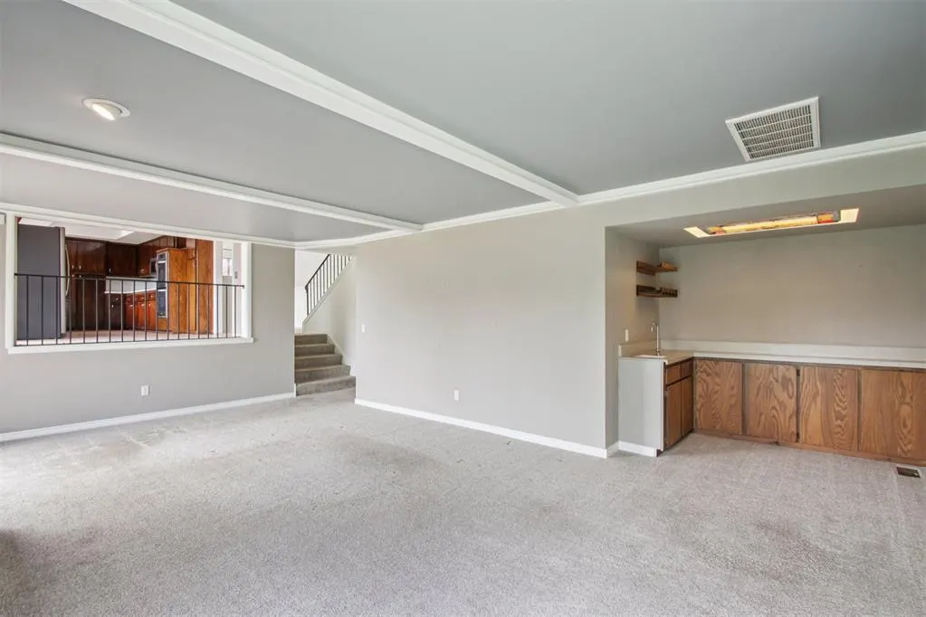 Photo 4 — 6005 Harwich Manor, Oklahoma City, OK 73132