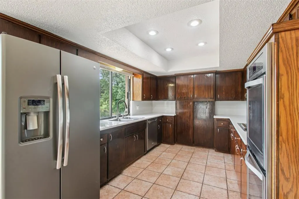 Photo 13 — 6005 Harwich Manor, Oklahoma City, OK 73132