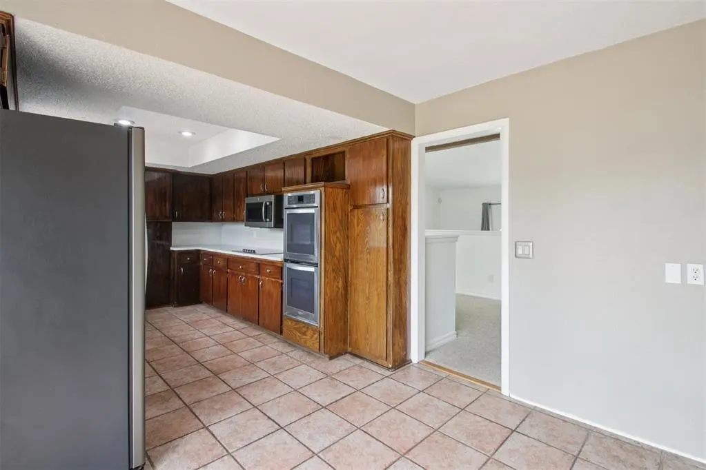Photo 18 — 6005 Harwich Manor, Oklahoma City, OK 73132