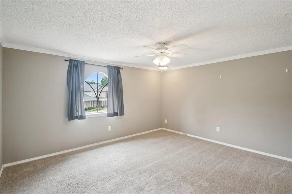Photo 35 — 6005 Harwich Manor, Oklahoma City, OK 73132