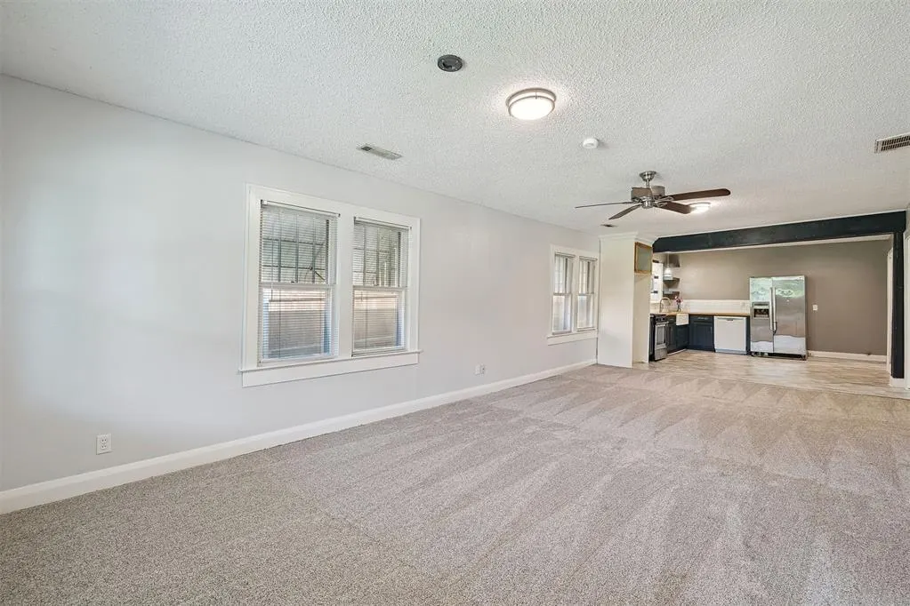 Photo 6 — 1326 E 10th Street, Shawnee, OK 74801