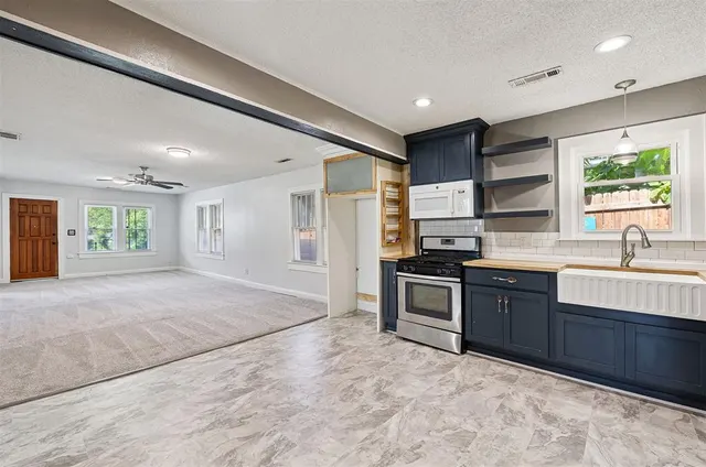 Photo 8 — 1326 E 10th Street, Shawnee, OK 74801