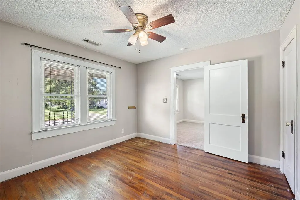 Photo 12 — 1326 E 10th Street, Shawnee, OK 74801
