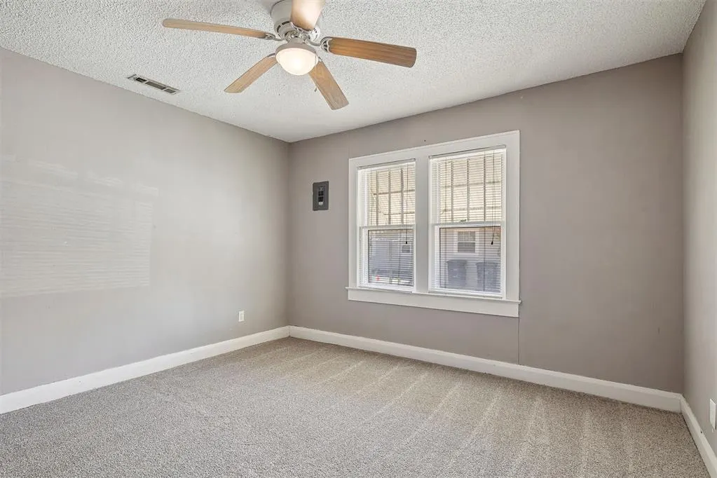 Photo 16 — 1326 E 10th Street, Shawnee, OK 74801