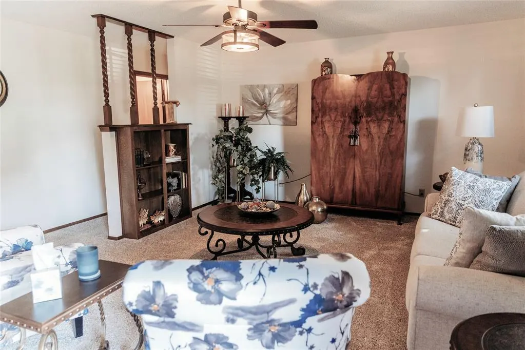 Photo 3 — 405 Berry Lane, Chandler, OK 74834