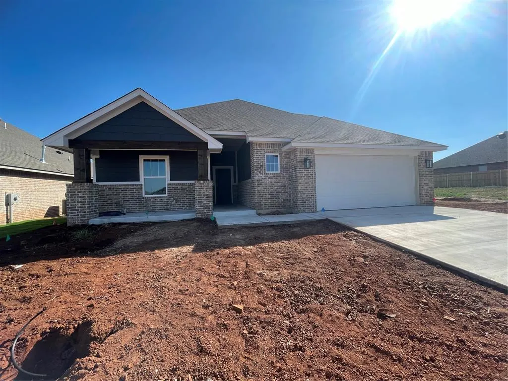 Front exterior — 11908 NW 120th Terrace, Yukon, OK 73099